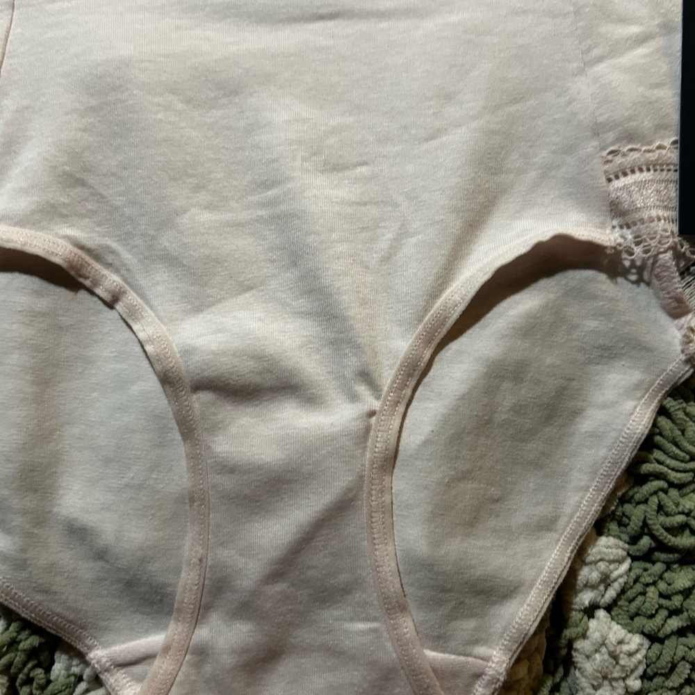 Tommy Hilfiger 3pk neutral brief Panties with Lace Trim - Picture 3 of 8